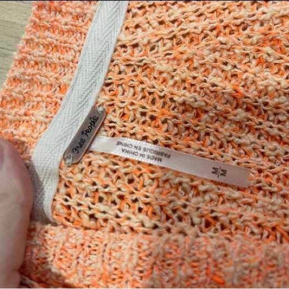 EUC Free People M Orange Knit Sweater - Picture 4 of 4